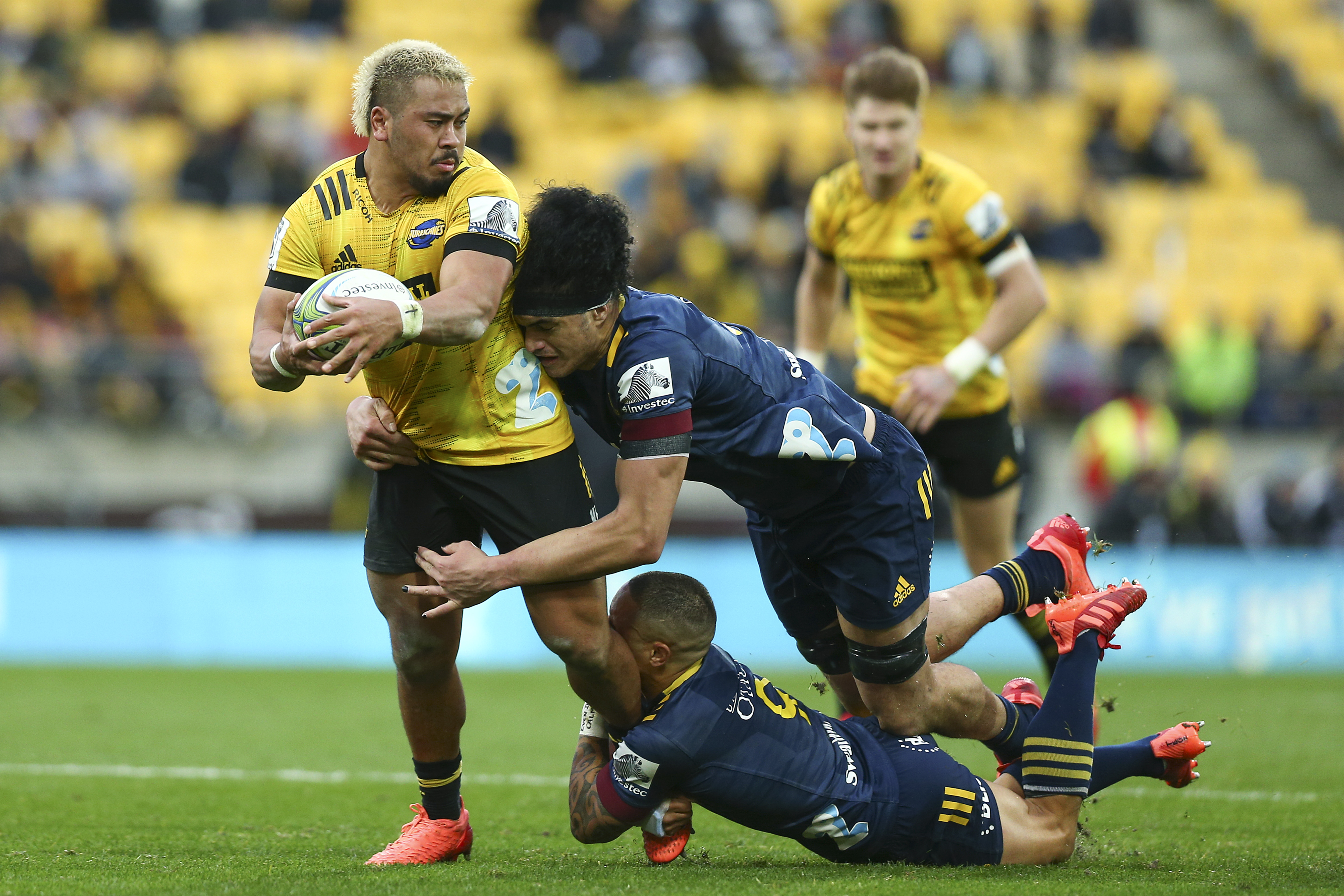 Hurricanes make it two in a row in Investec Super Rugby Aotearoa