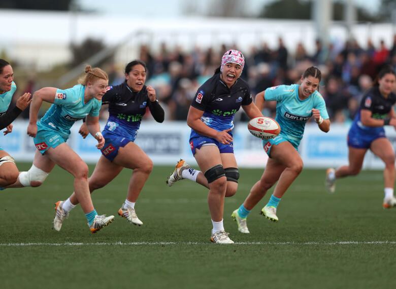 Blues Women Round 6