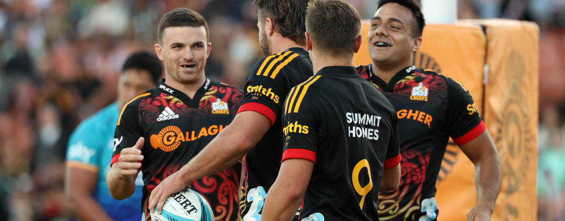 Chiefs 2016 rugby best sale jersey