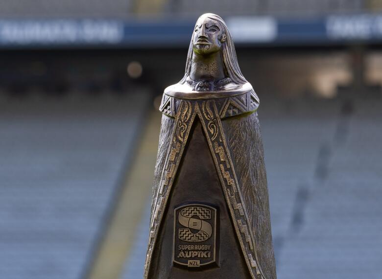 Hineruhi   The Dawn Maiden cropped